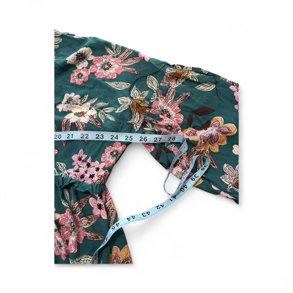 Maurices Teal and Pink Floral Top
Item # 141 - Picture 4 of 6